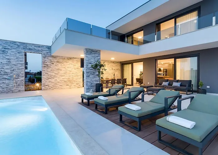 Riposo 2 By Seeadria Agency *